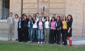 A2003-04_MIT